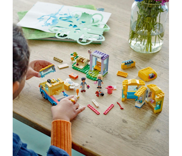 LEGO Friends 41741 Furgonetka ratunkowa dla psów - 1090588 - zdjęcie 6
